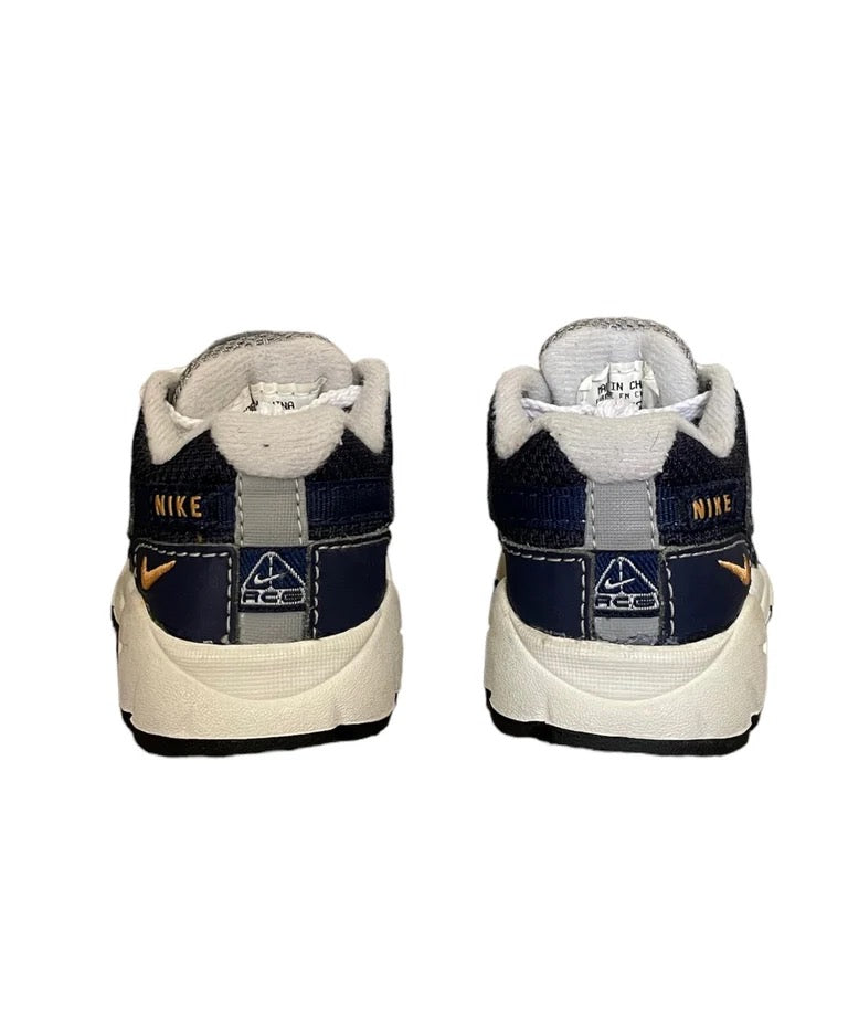 Nike ACG baby