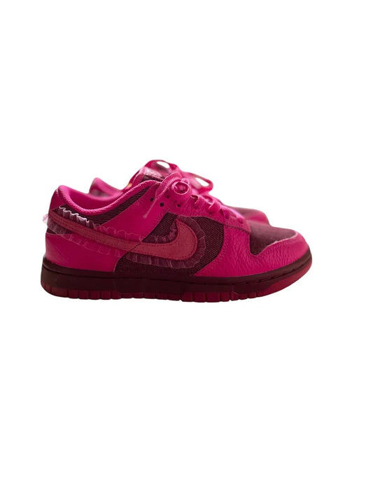 Nike Dunk Low Valentine's Day