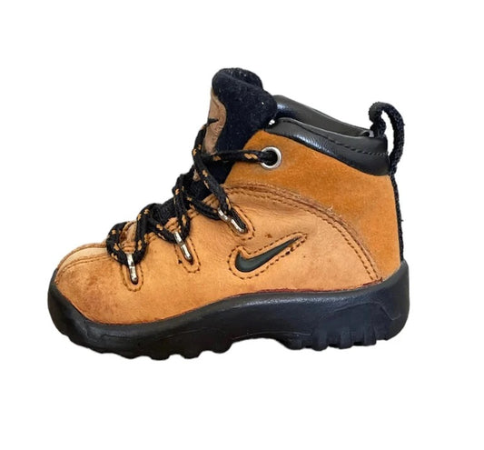 Nike ACG hiking boots
