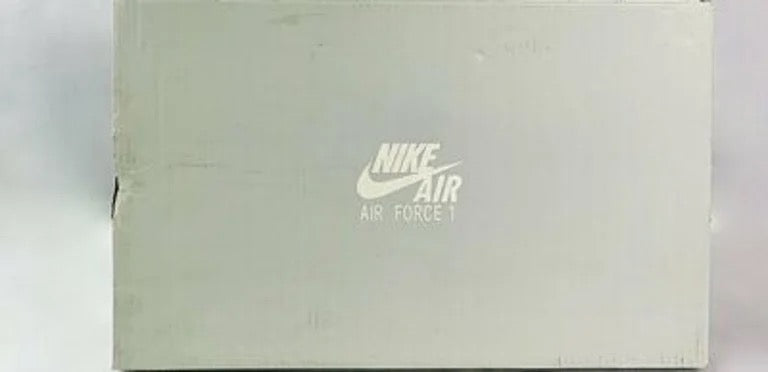 Nike Air Force 1 LV8