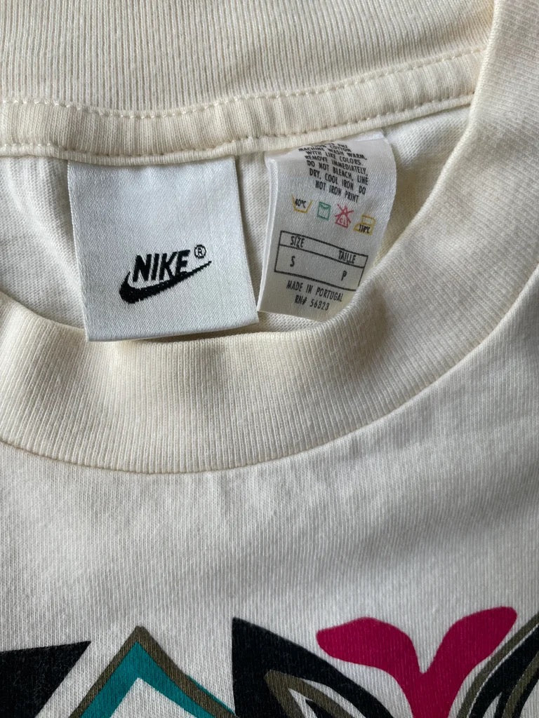 T-shirt Nike vintage crop top